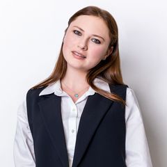 Inna Titova, Sales Associate at SunSt Real Estate